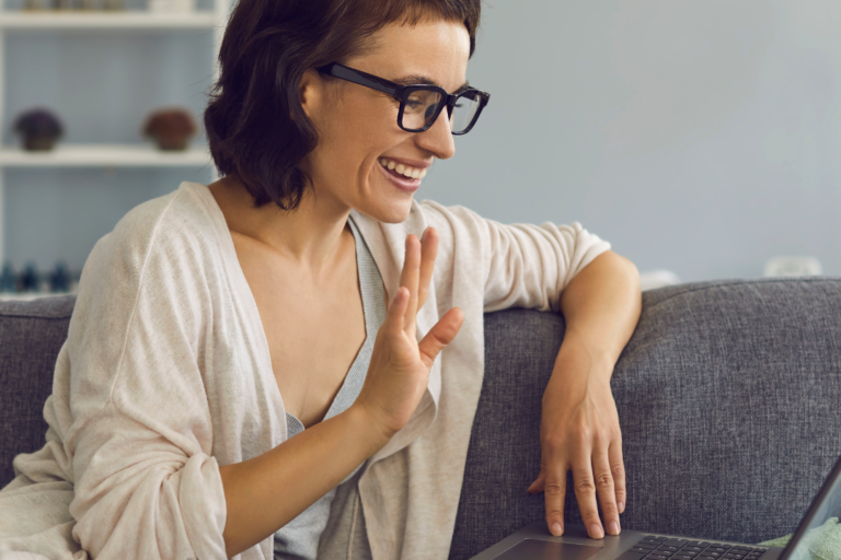woman online dating