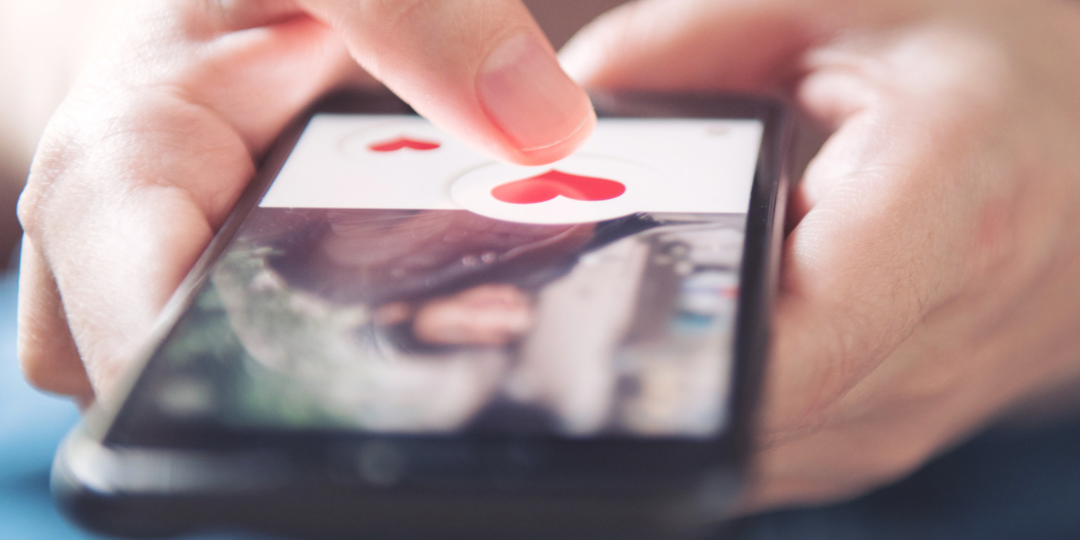 woman on dating site